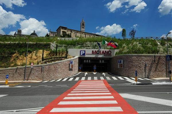 Appartamenti Sole Alle Torri Assisi Exterior foto