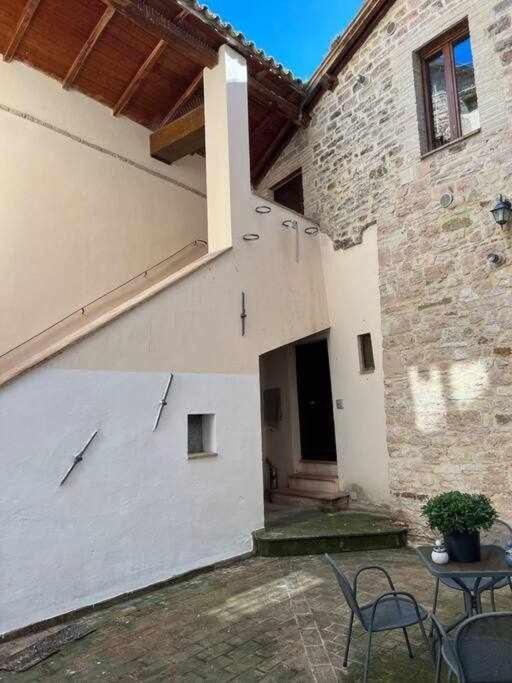 Appartamenti Sole Alle Torri Assisi Exterior foto